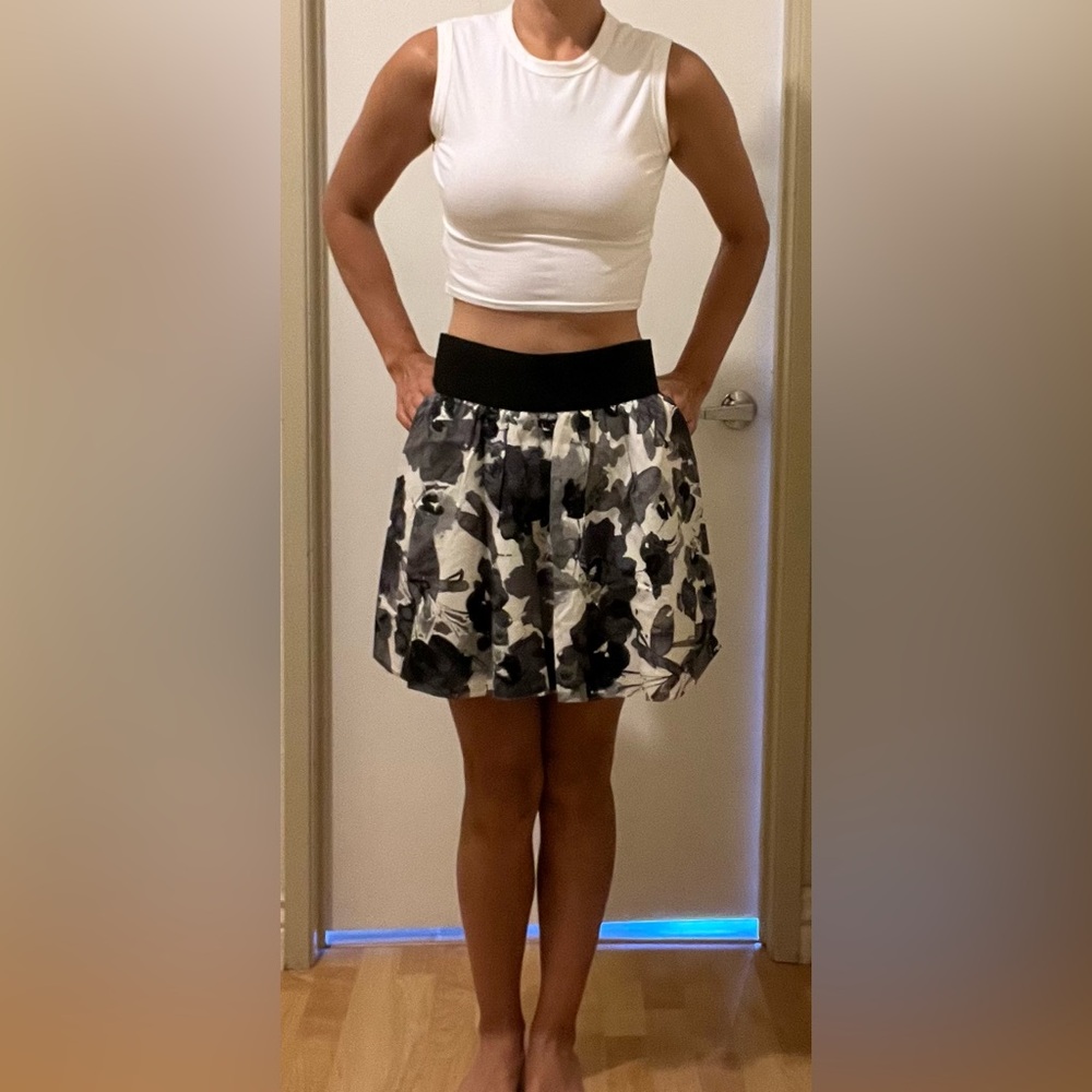 Express Black and White Flared Mini Skirt